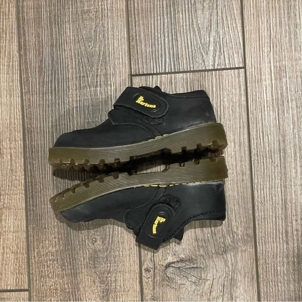 Dr. Martens Toddler Black Leather Suede Hook & Loop shoes SZ UK 8 US 9 England